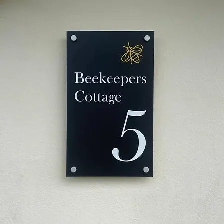 Holiday home Beekeepers